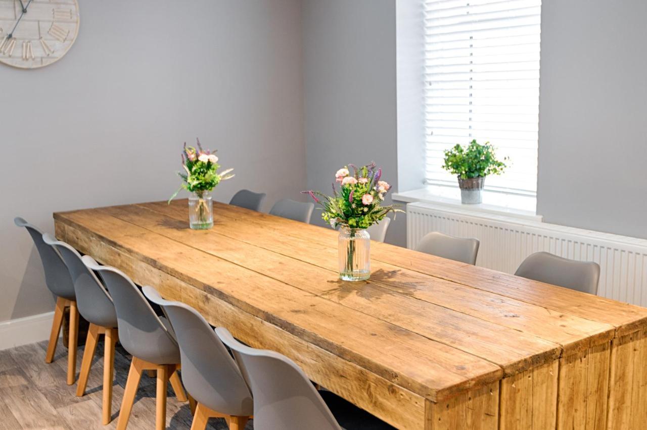 3 Rm Studio, Open-Plan Living, Dining, & Kitchen Llanelli Eksteriør billede