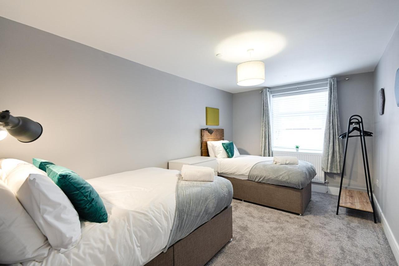 3 Rm Studio, Open-Plan Living, Dining, & Kitchen Llanelli Eksteriør billede