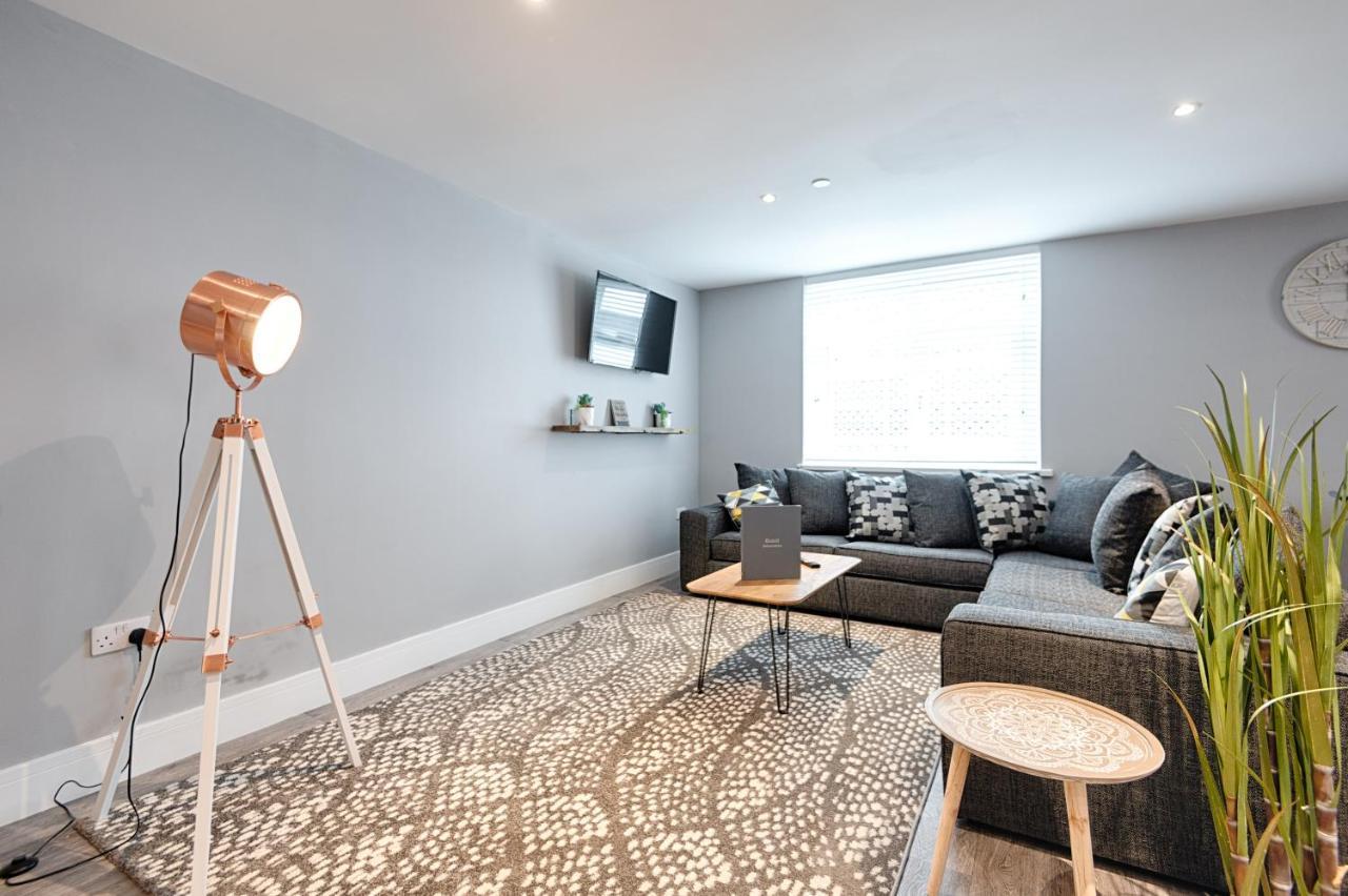 3 Rm Studio, Open-Plan Living, Dining, & Kitchen Llanelli Eksteriør billede